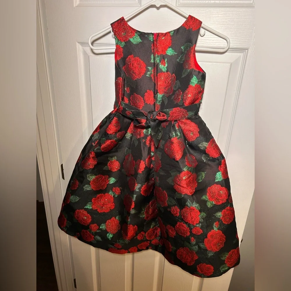 Floral Kids Dress with red roses size 8